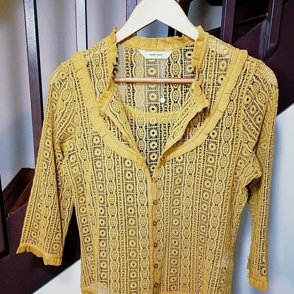 New. Imported Lace Blouse. - Picture 1 of 3